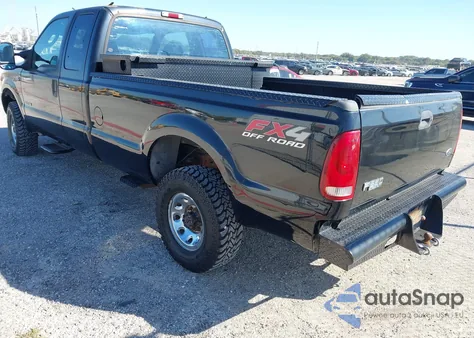 2003 Ford F-250 from USA, damaged, VIN 1FTNX21P63EC82015